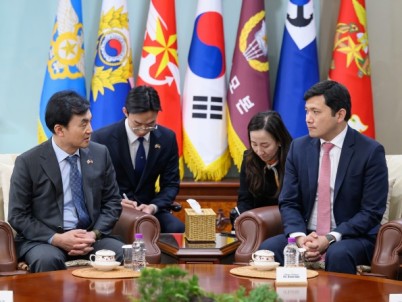 국방장관, 주한미대사대리 접견…한미동맹 발전방향 논의